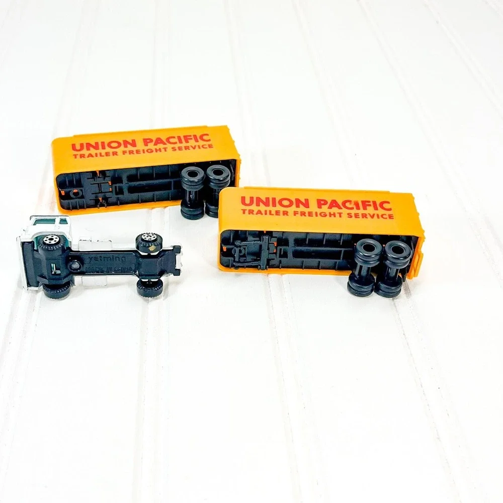 TYCO vintage set
